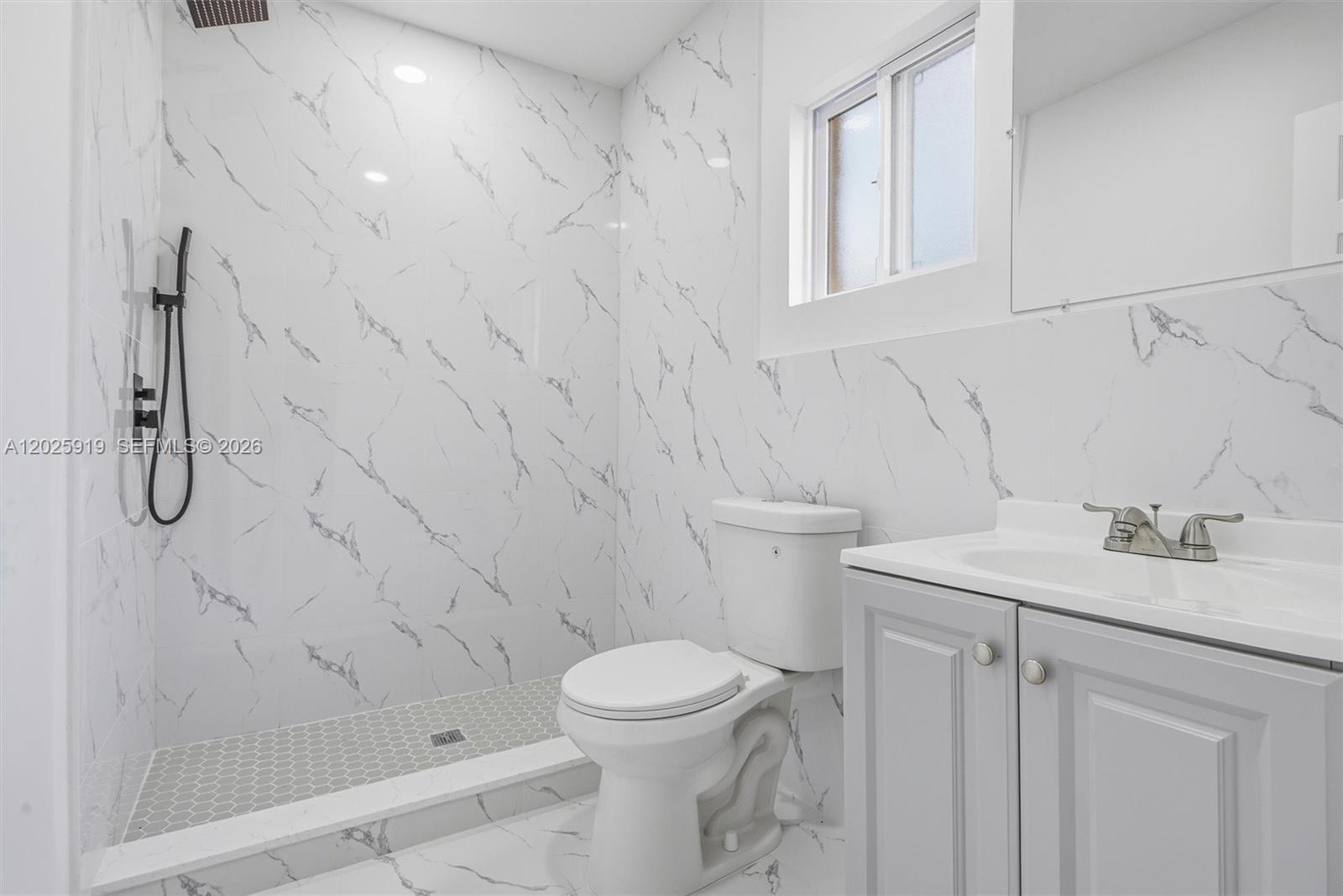 DURNIERS - Residential Lease