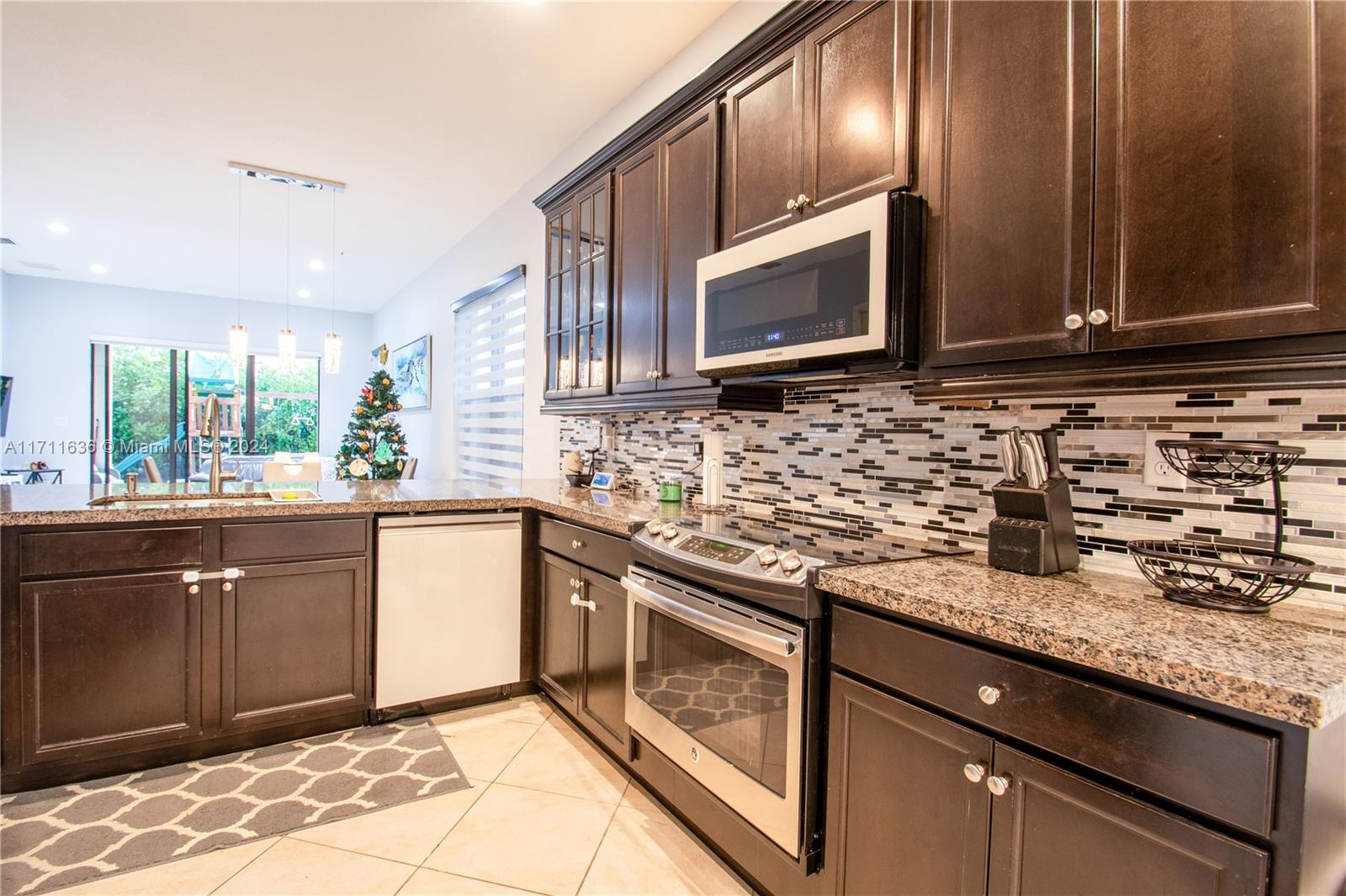 BONTERRA - Residential Lease
