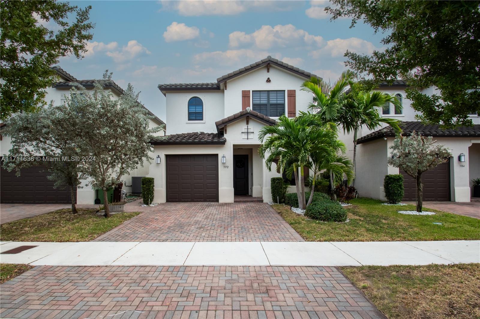 Beautiful House in Bonterra 4/3.5 Discover luxury living in this immaculate 4-bedroom home boasting two master suites, high ceilings, and elegant tile flooring throughout, including stairs. The modern kitchen shines with a stainless-steel stove, recently updated Samsung refrigerator, and microwave High-end Canadian lighting. Only one family has resided here since construction, ensuring the house is in excellent condition with no pet odors. Enjoy the convenience of a one-car garage in a secure, family-friendly community with fantastic amenities. Located near shopping centers and within 5 miles of top public and charter schools, this home offers both comfort and convenience. Great location near to I75 and Palmetto Expressway and Turnpike Highway. Great schools.