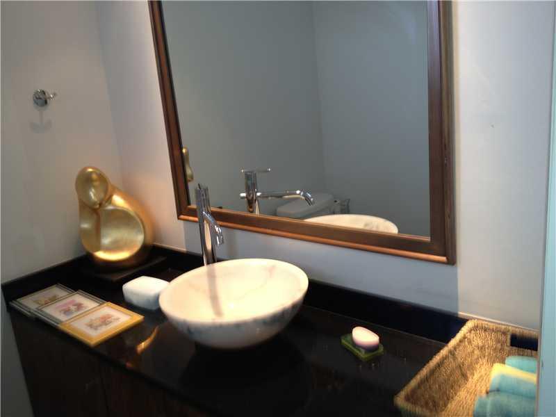 THE ALTON CONDO - Residential Lease