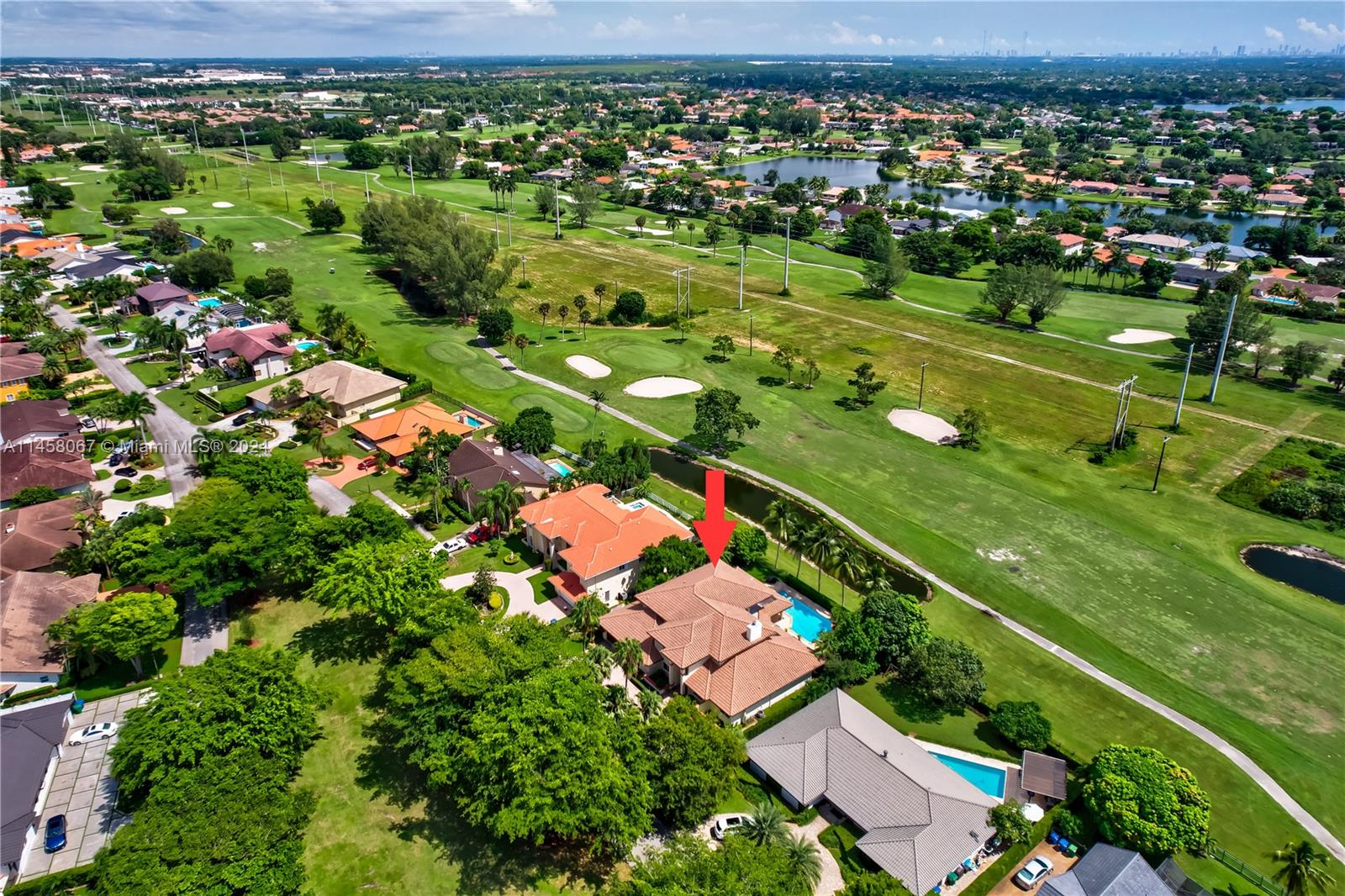 COUNTRY CLUB OF MIAMI EST - Residential