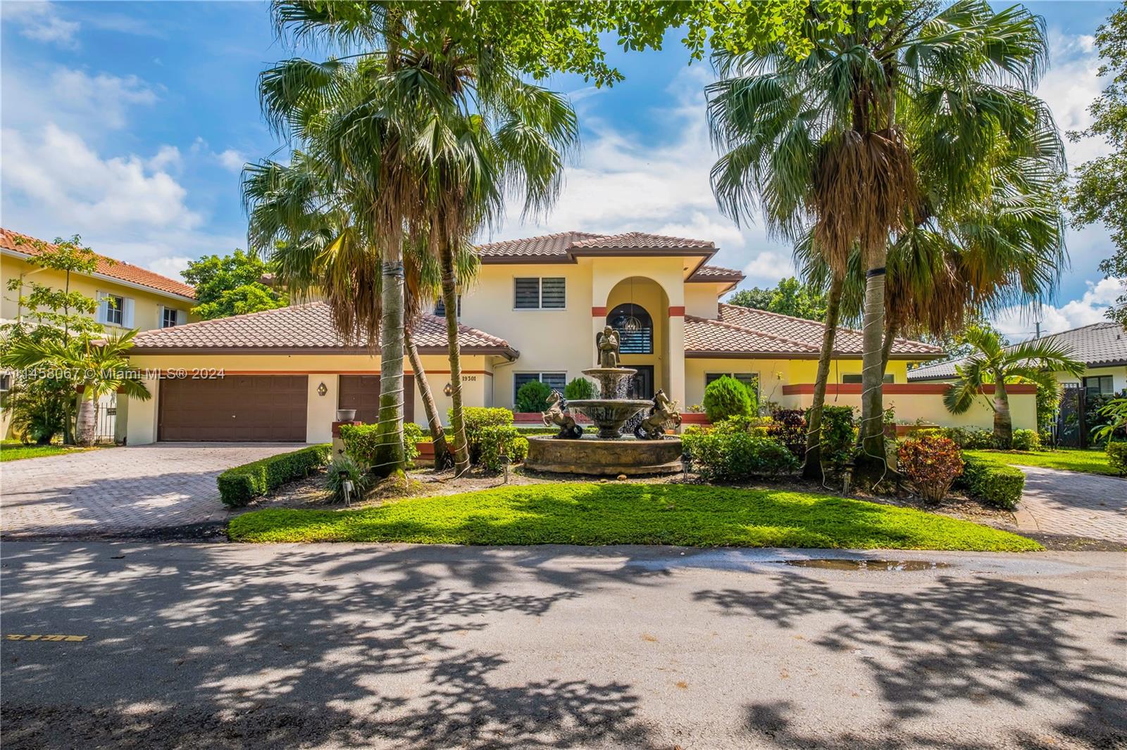 COUNTRY CLUB OF MIAMI EST - Residential