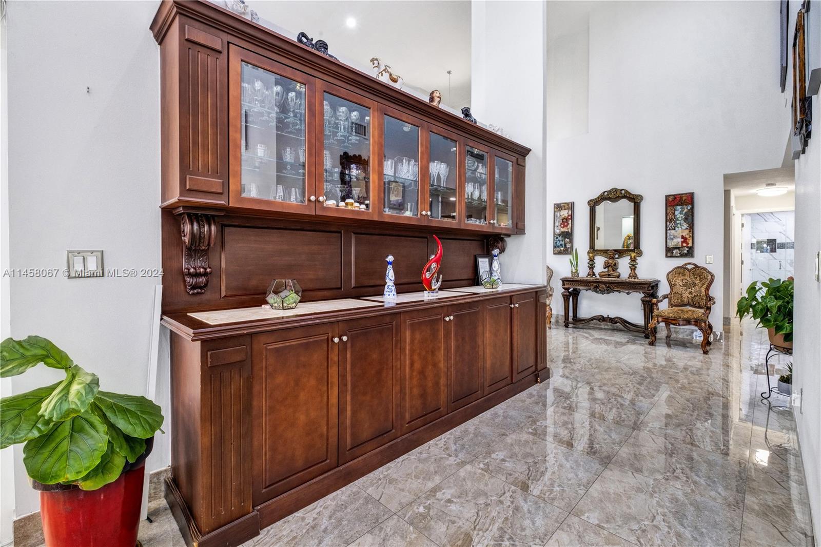 COUNTRY CLUB OF MIAMI EST - Residential