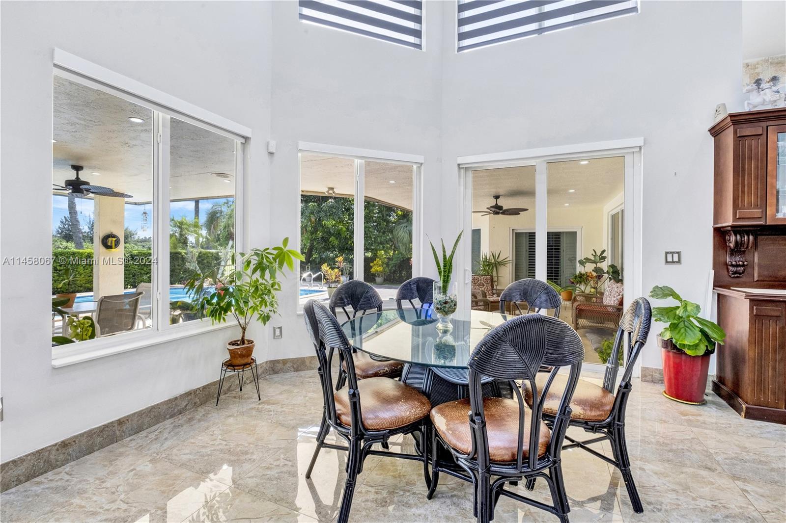 COUNTRY CLUB OF MIAMI EST - Residential