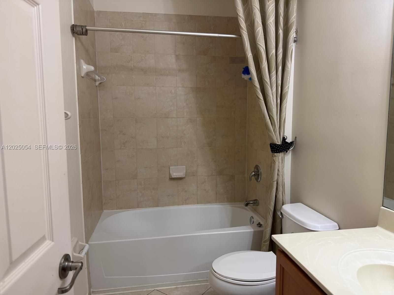 CENTURY GARDENS AT TAMIAM - Residential Lease