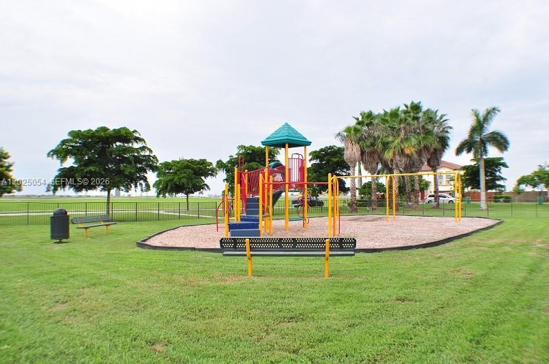 CENTURY GARDENS AT TAMIAM - Residential Lease