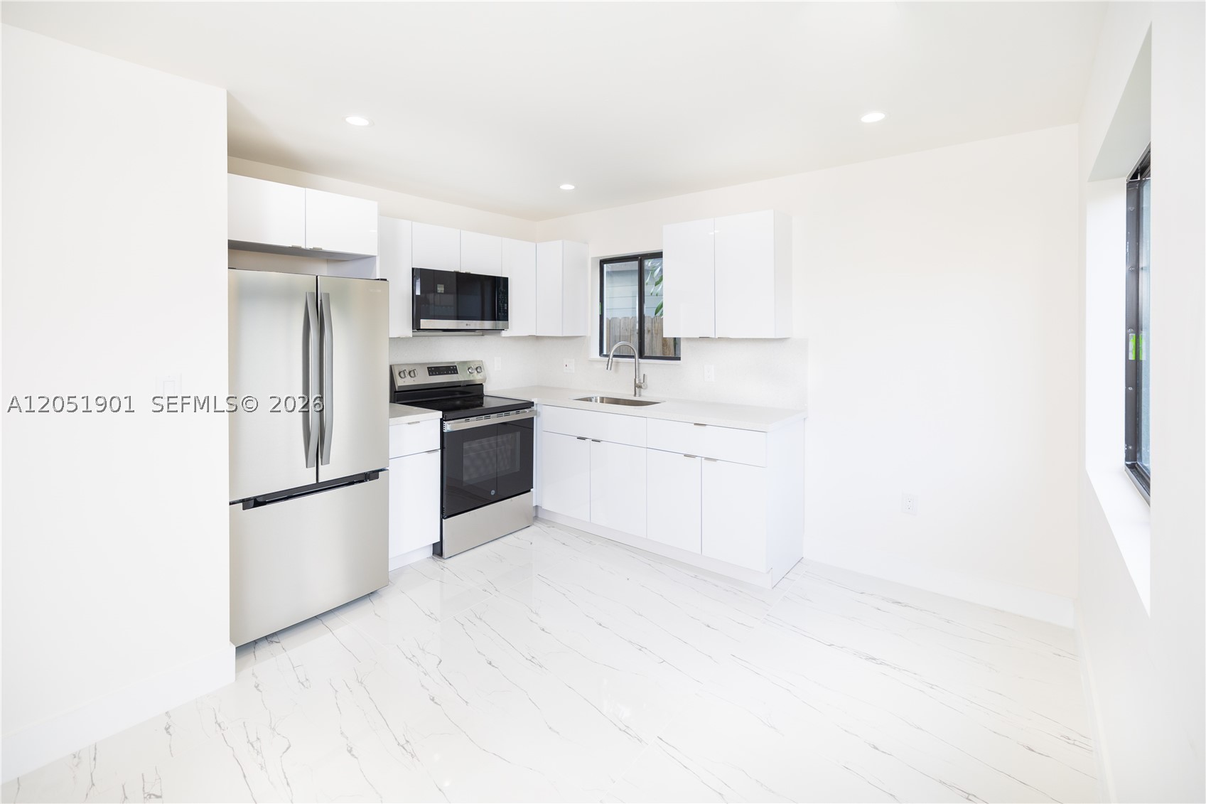 HIGHRIDGE PARK - Residential Income
