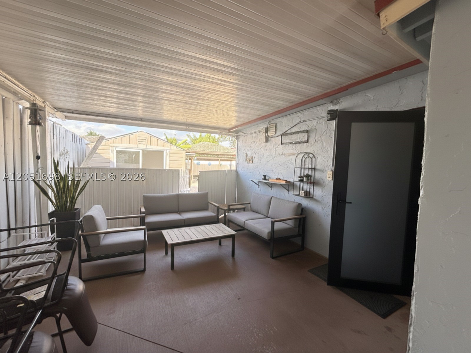 SECOND ADDN TO RO-JEN EST - Residential Lease