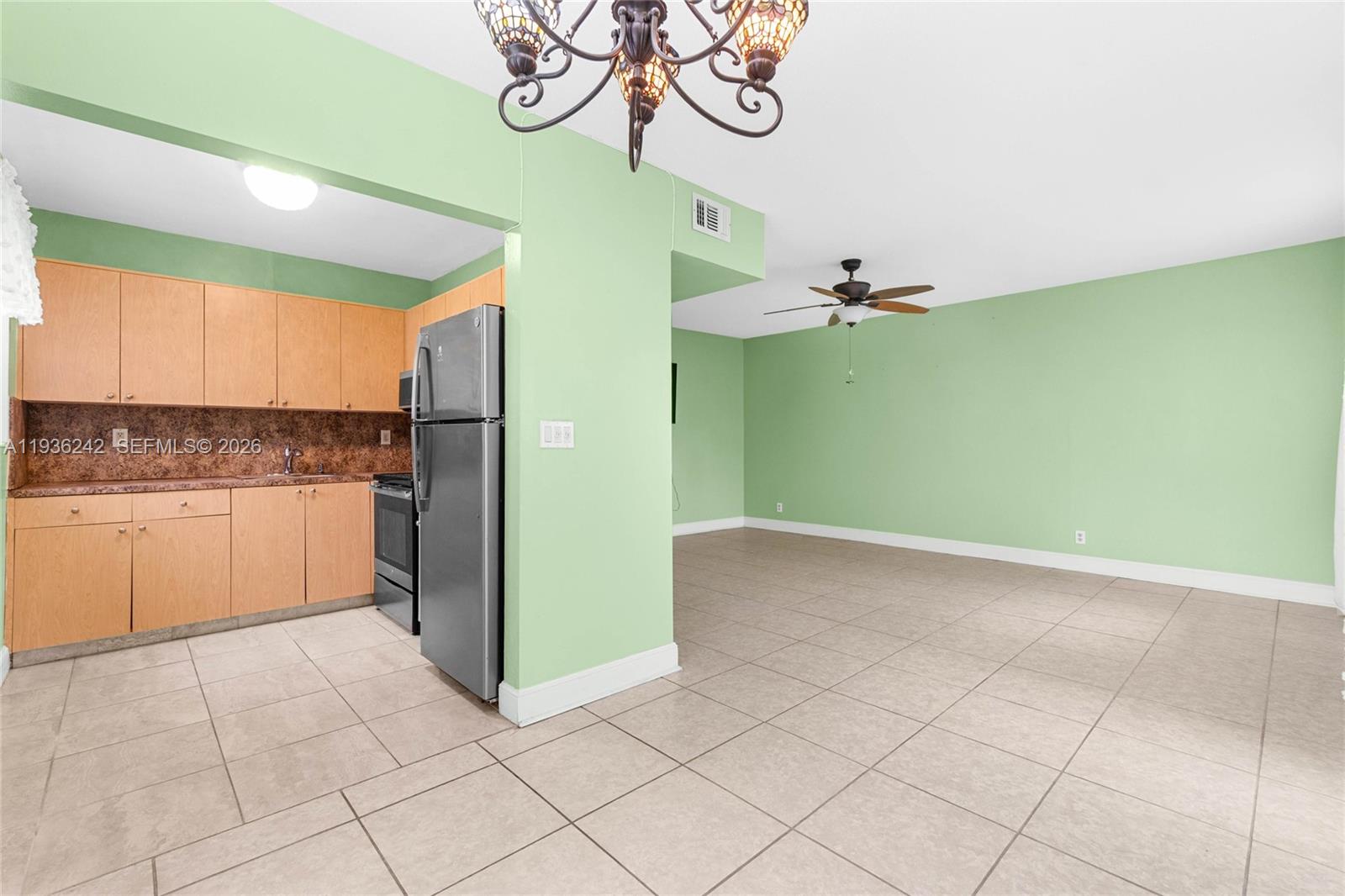 COVENTRY CONDO - Residential