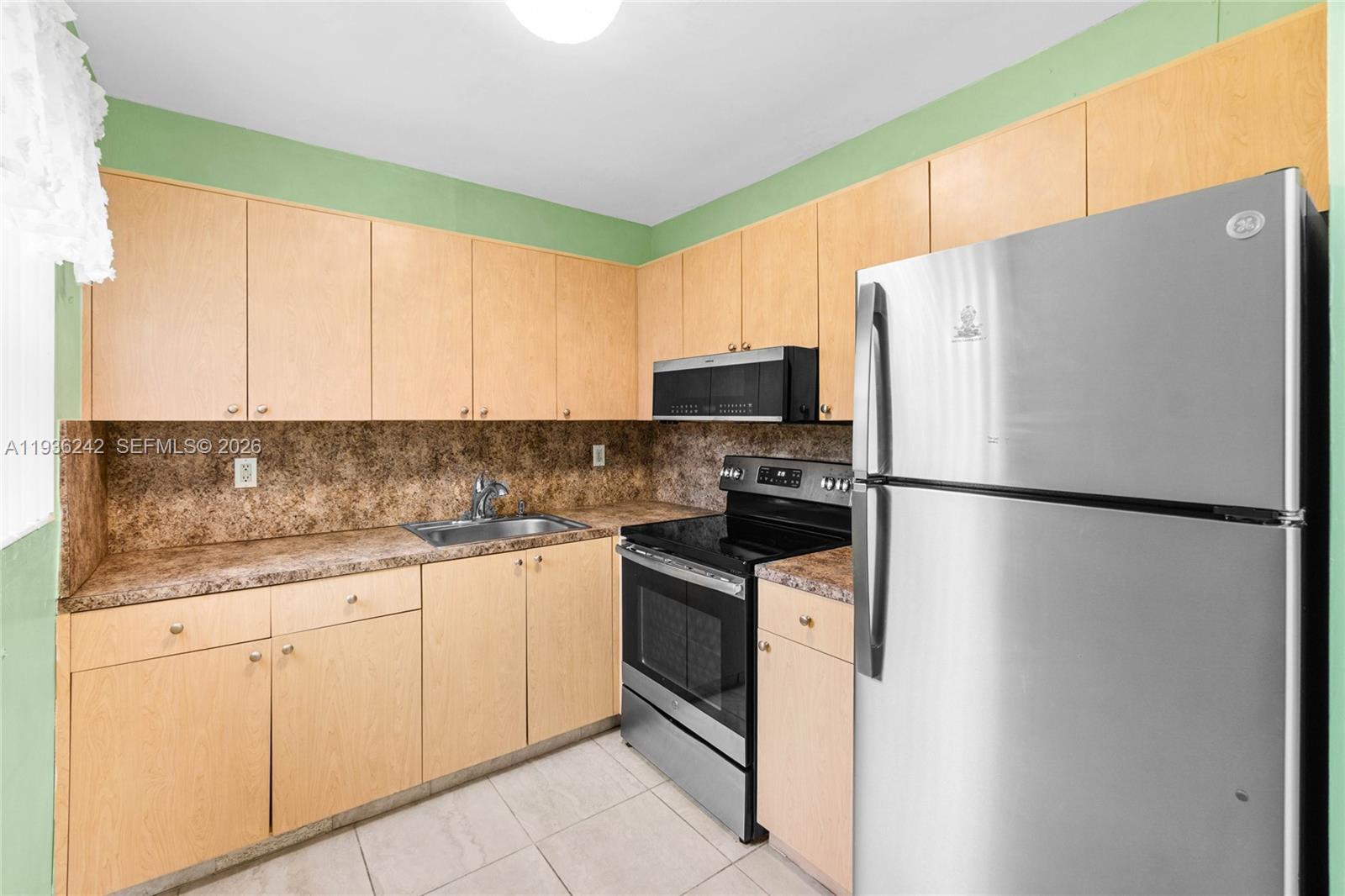 COVENTRY CONDO - Residential