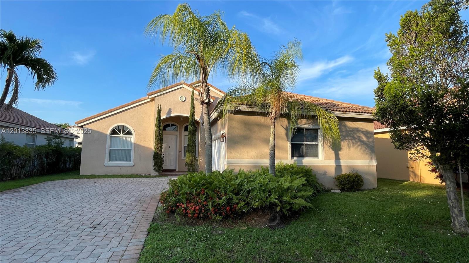 Beautiful Stephanie model in gorgeous Sunset Lakes Monaco. Brand new wooden floor throughout the house. Freshly painted with two car side garage plus driveway, great backyard. Gated community with resort style clubhouse that includes pool, exercise room, tennis courts, and more.