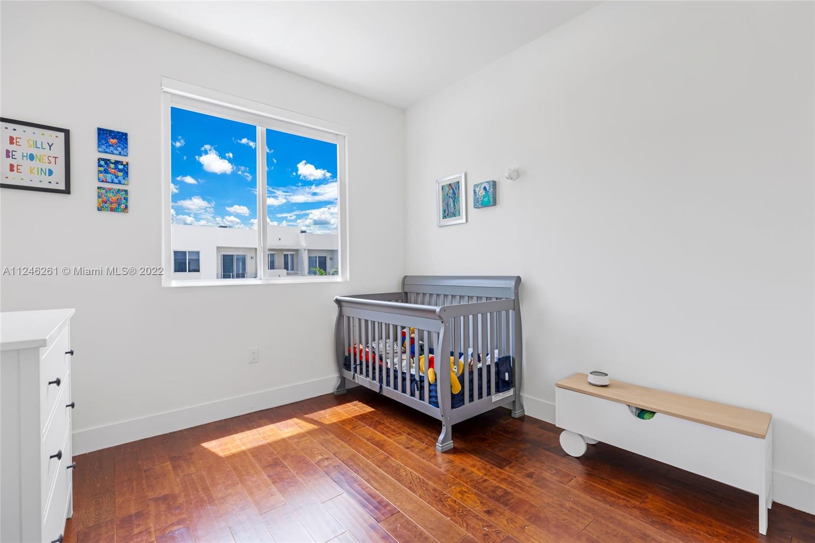DORAL PALMS - Residential