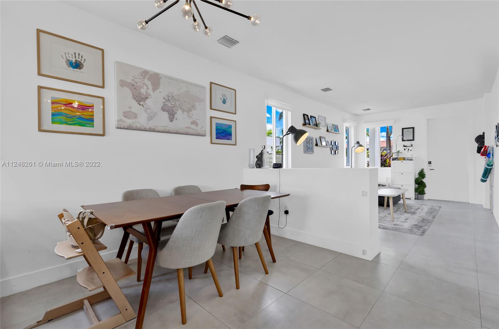 DORAL PALMS - Residential