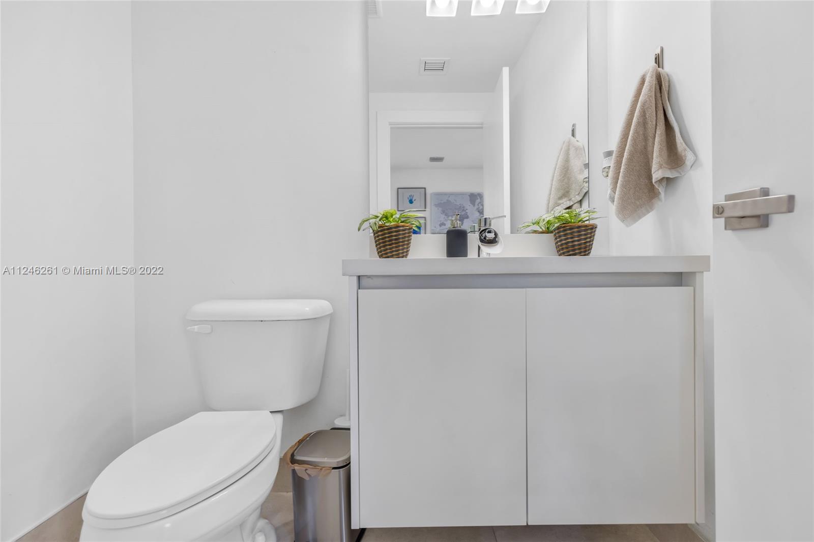 DORAL PALMS - Residential