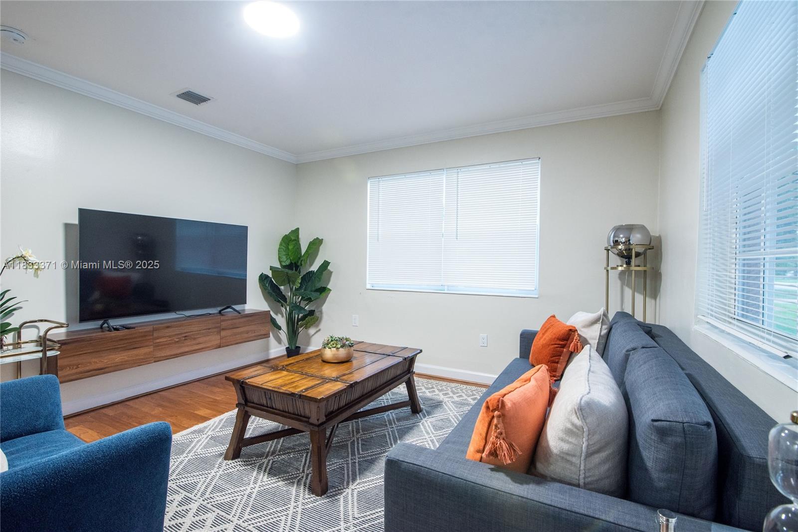 MIRAMAR SEC 8 - Residential