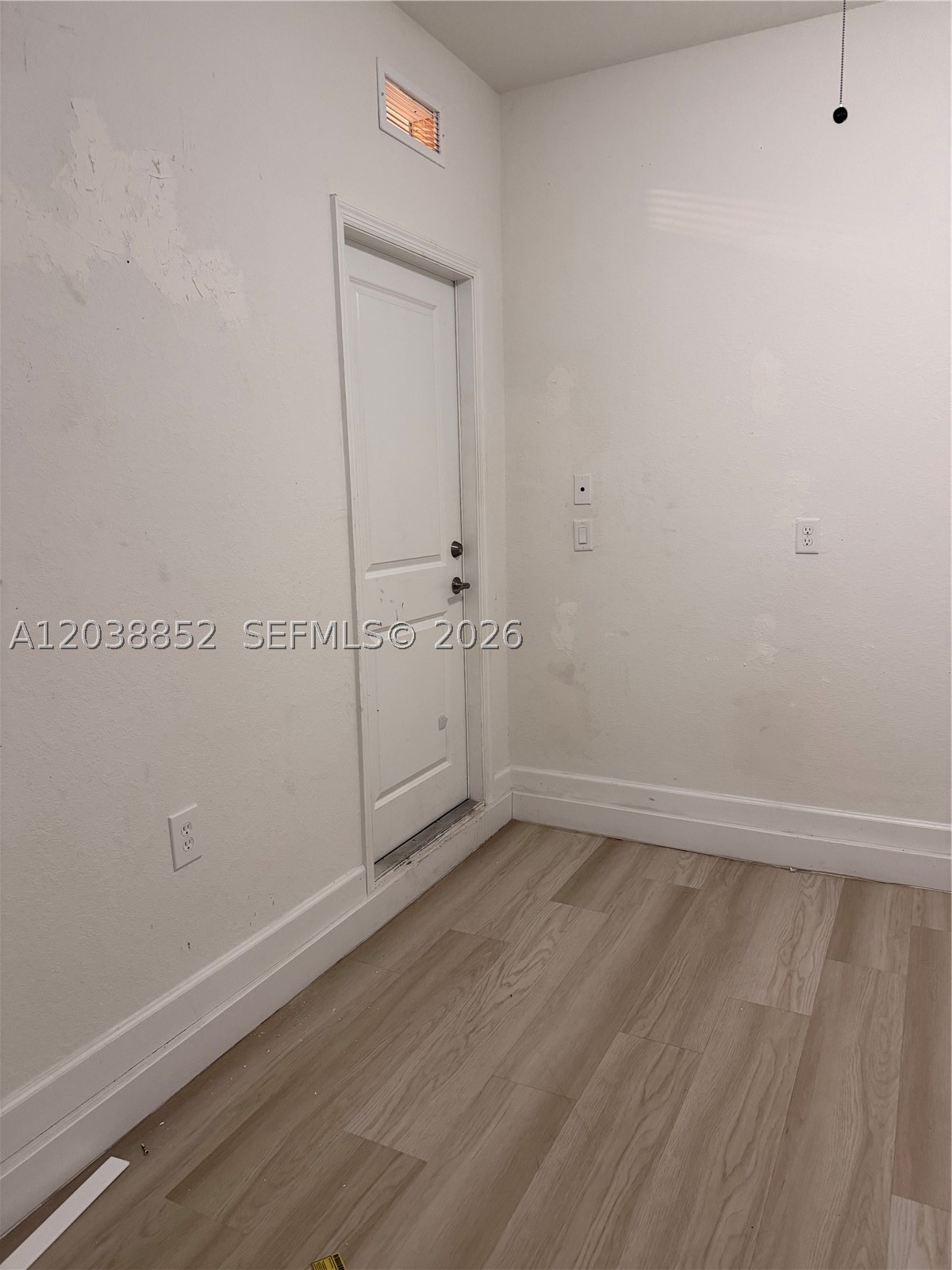 CAMBRIDGE ESTATES FIRST A - Residential Lease