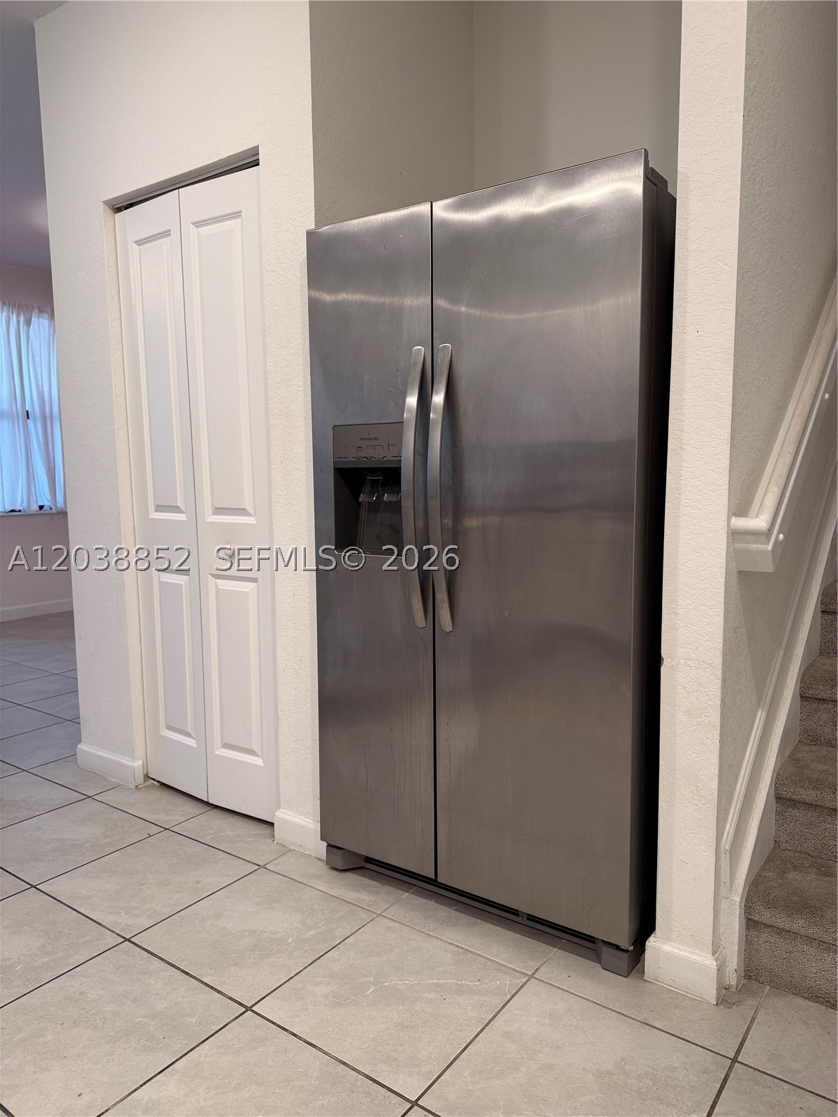 CAMBRIDGE ESTATES FIRST A - Residential Lease