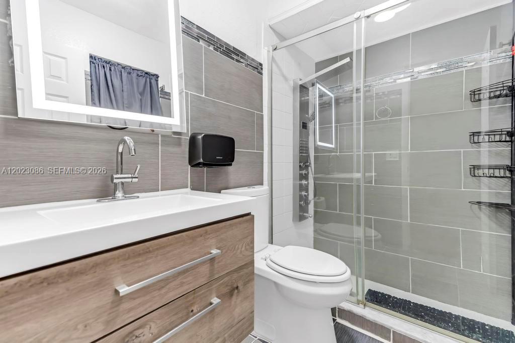 Winward Isles - Residential