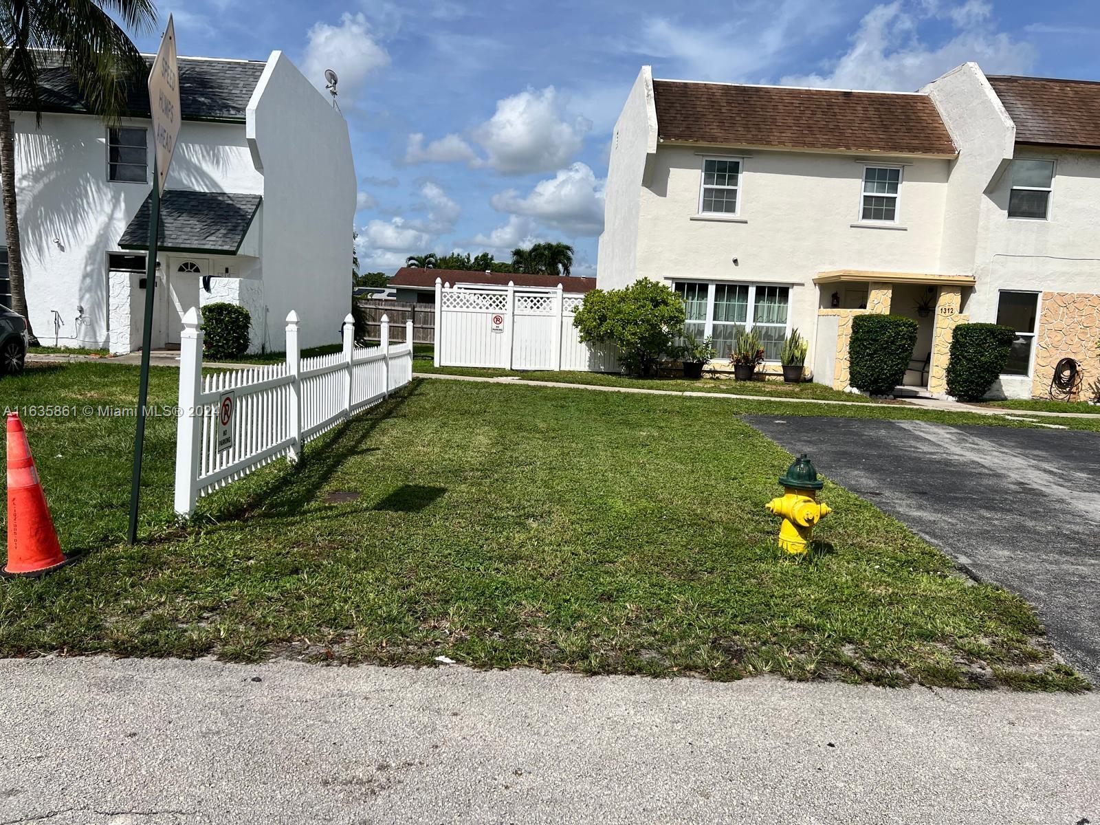 TAM O SHANTER VILLAS SEC - Residential Lease