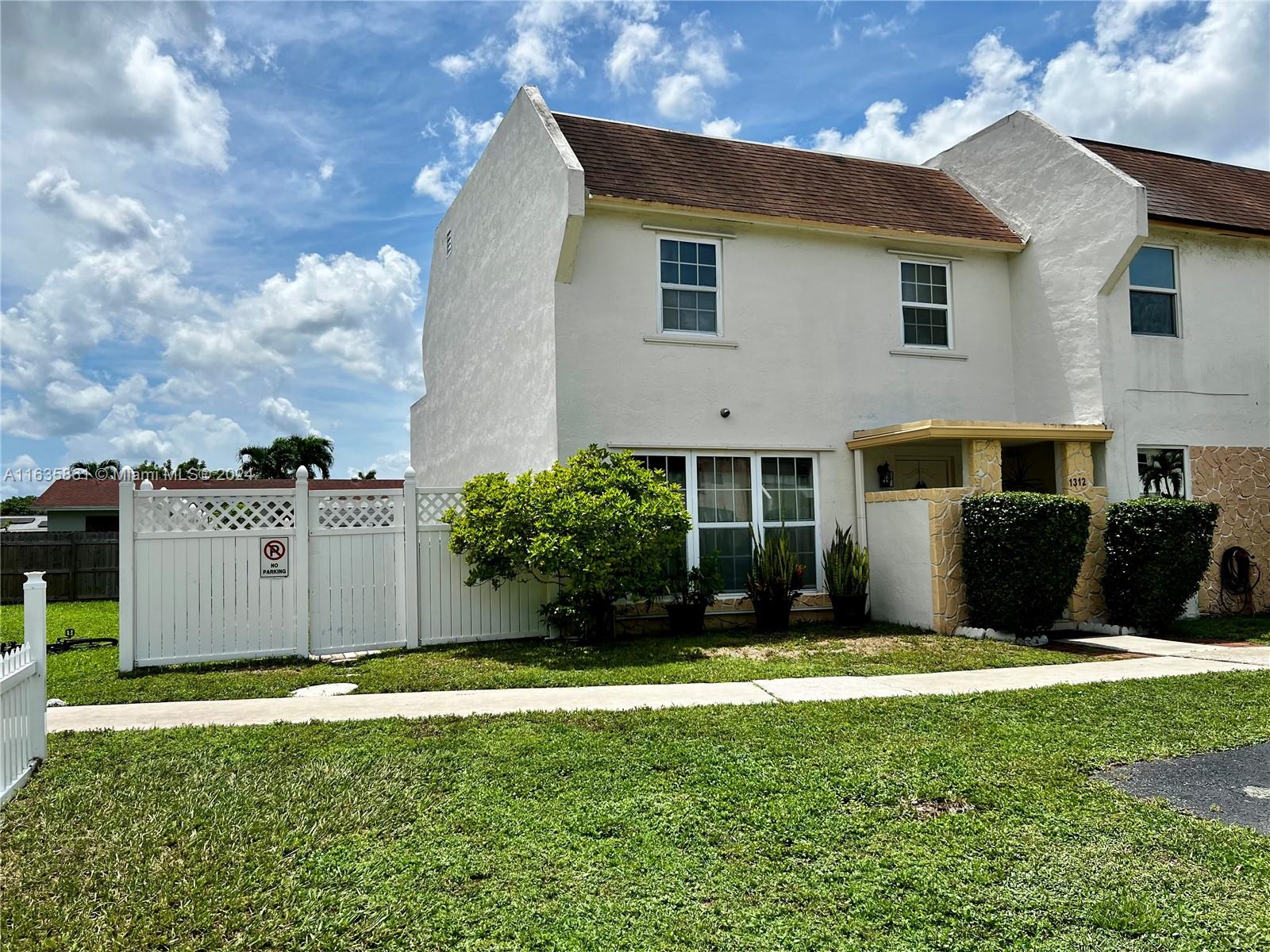 TAM O SHANTER VILLAS SEC - Residential Lease