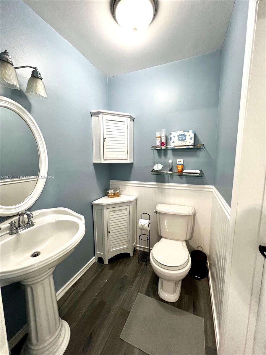 TAM O SHANTER VILLAS SEC - Residential Lease