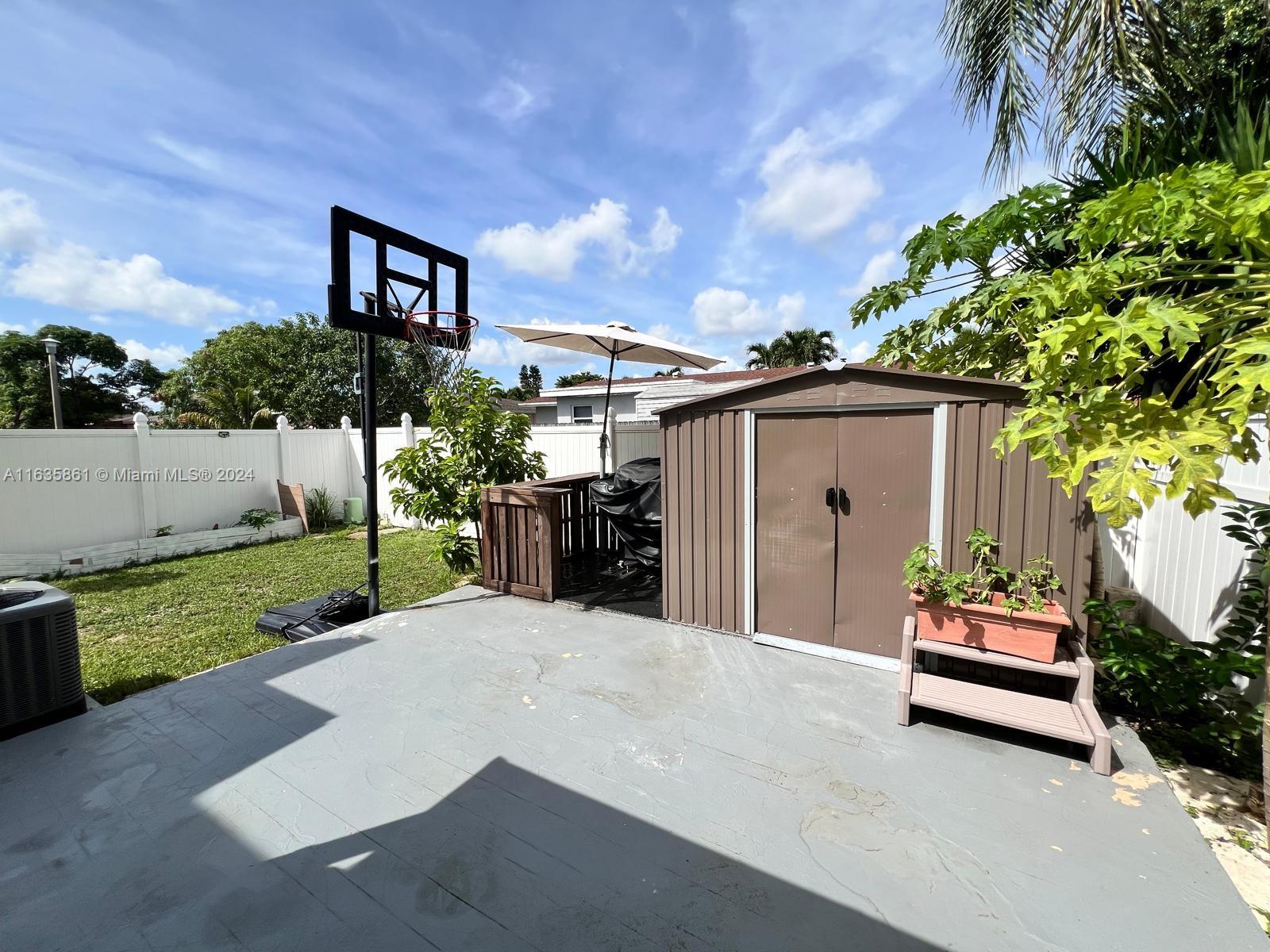 TAM O SHANTER VILLAS SEC - Residential Lease
