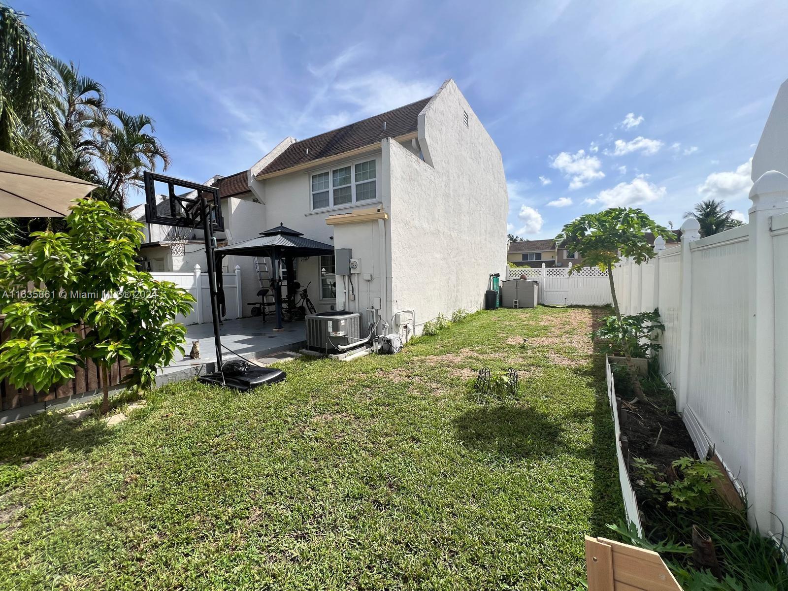 TAM O SHANTER VILLAS SEC - Residential Lease