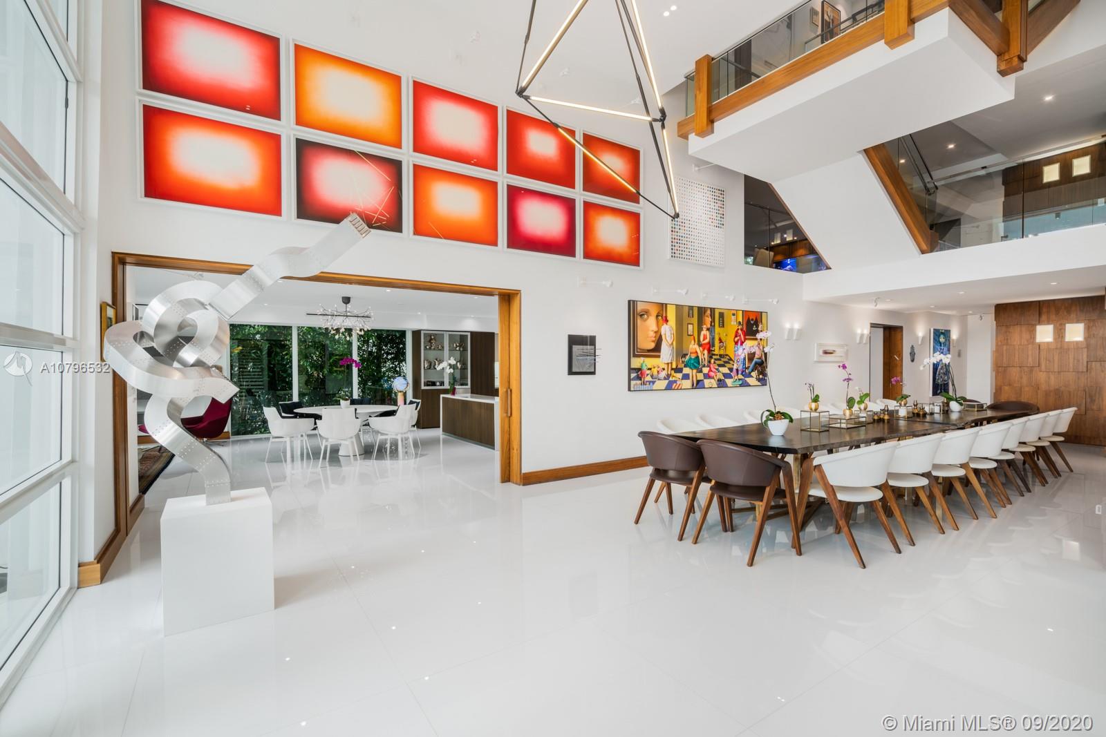 GOLDEN BEACH SEC E - Residential