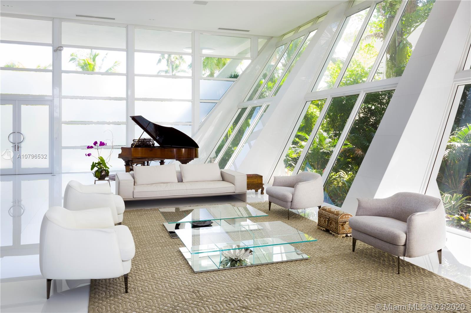 GOLDEN BEACH SEC E - Residential