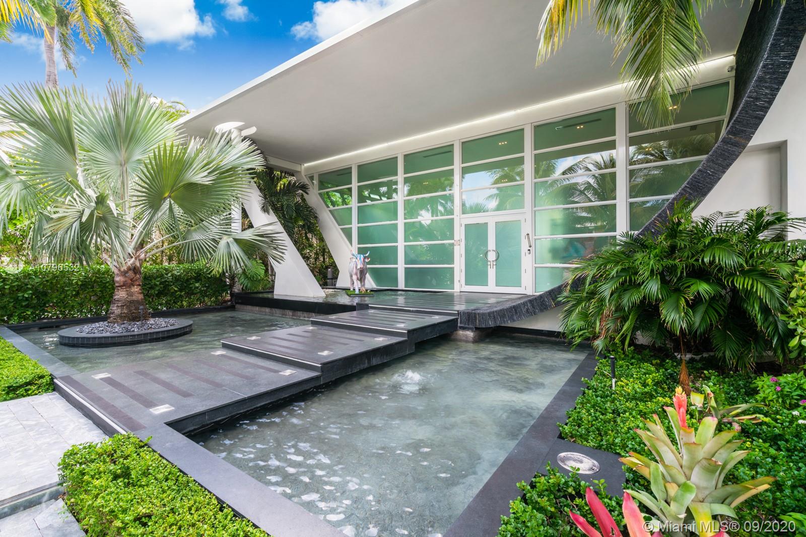 GOLDEN BEACH SEC E - Residential