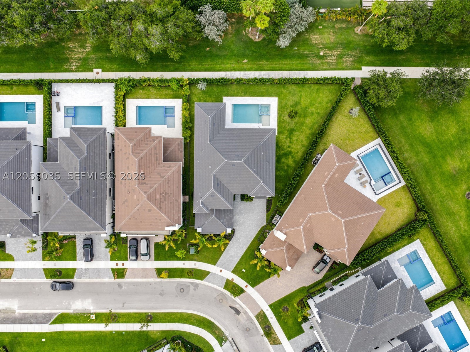 PRESIDENTIAL ESTATES SUB - Residential