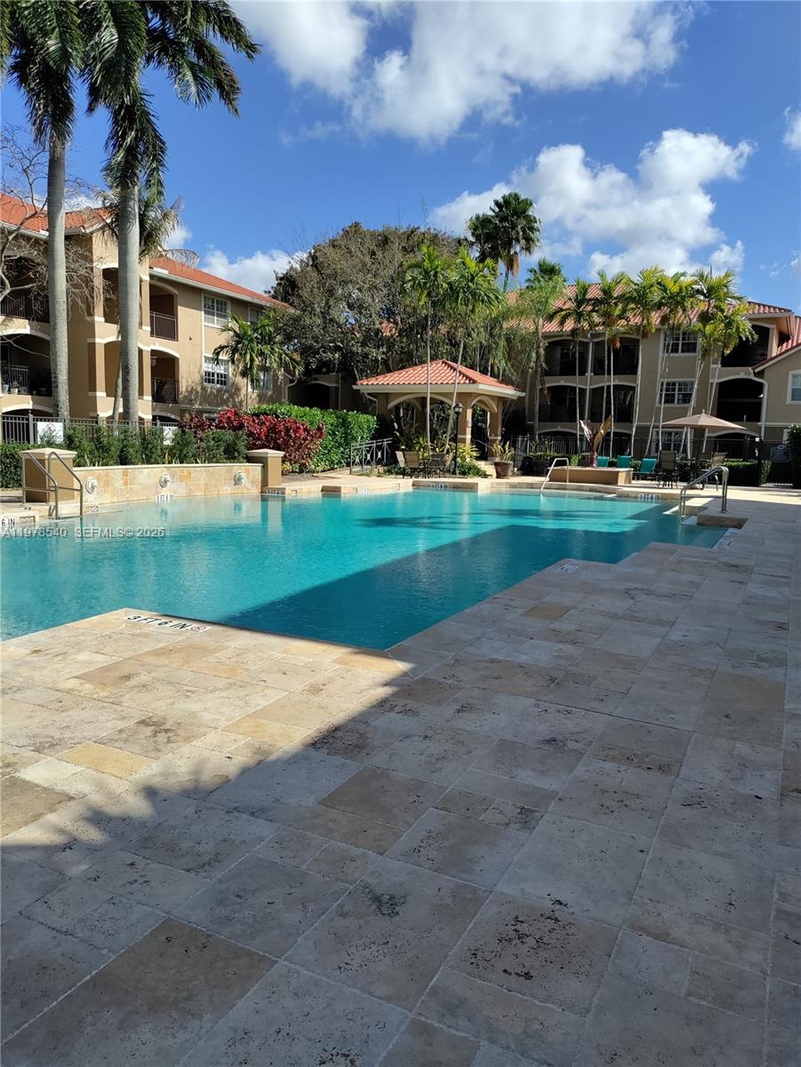 MARQUESA CONDO - Residential