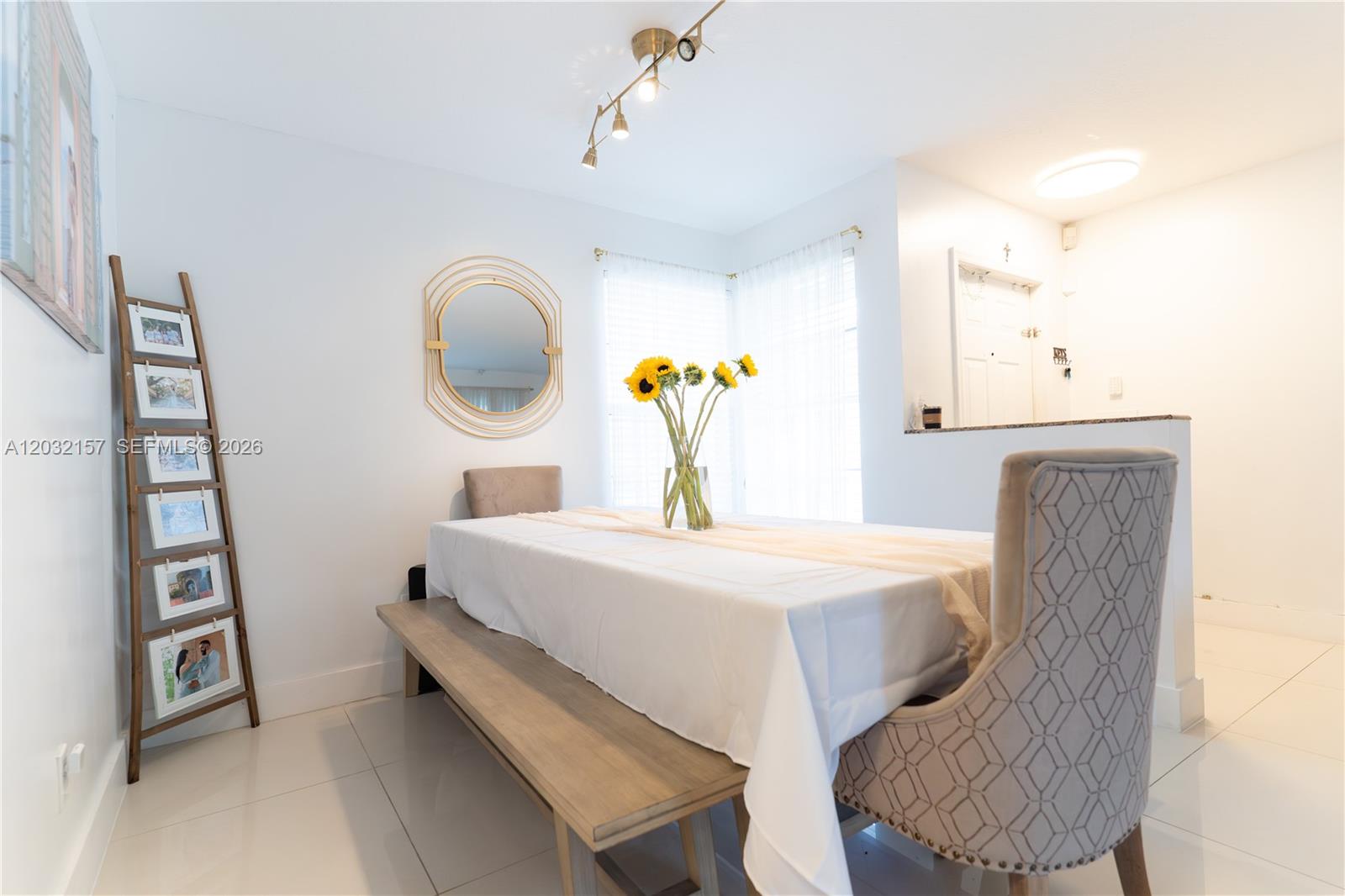 STIRLING MEADOWS - Residential