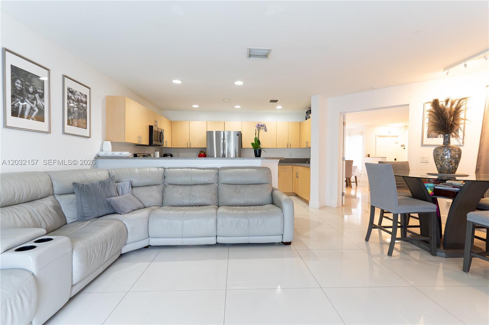 STIRLING MEADOWS - Residential