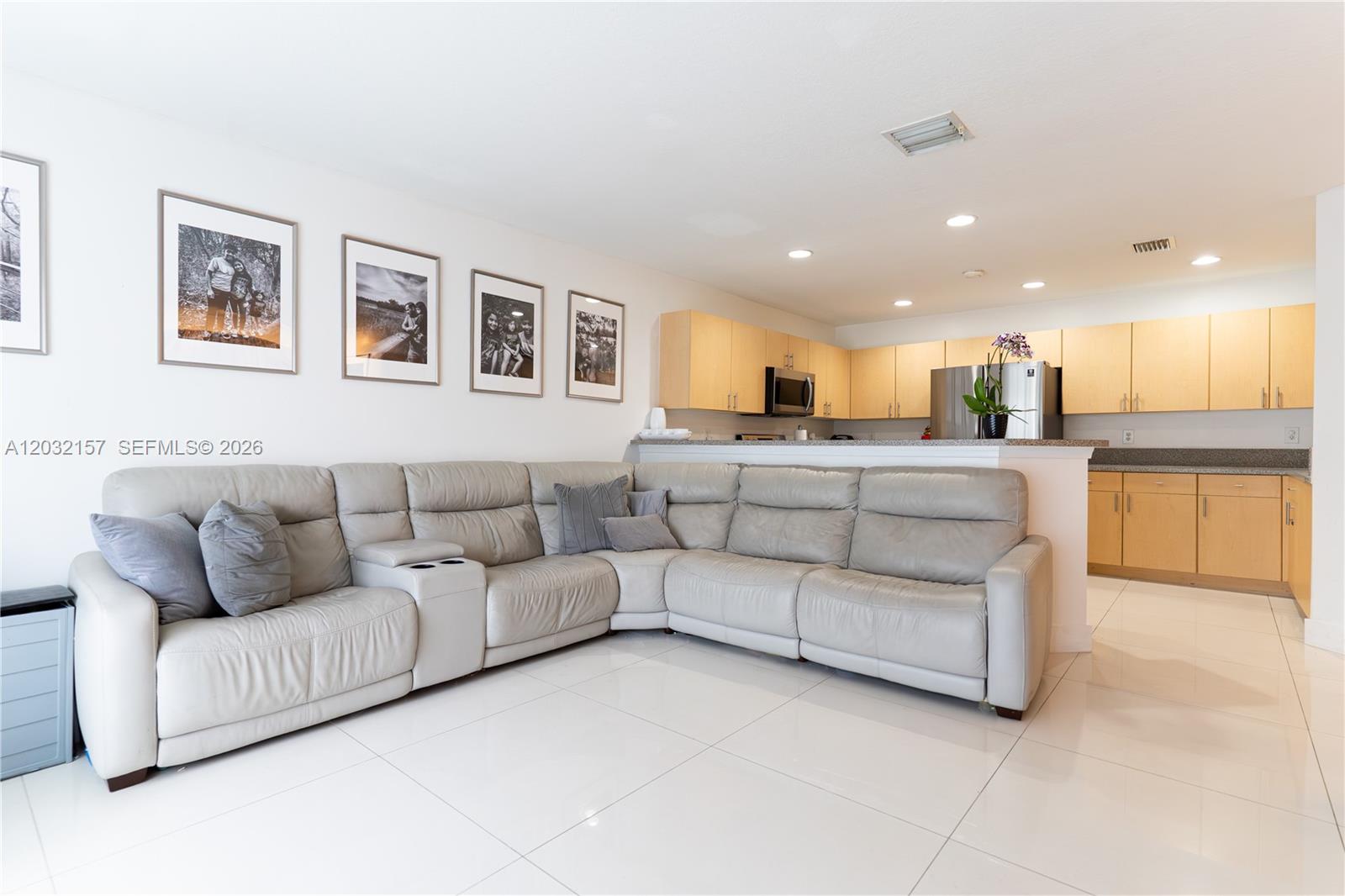 STIRLING MEADOWS - Residential