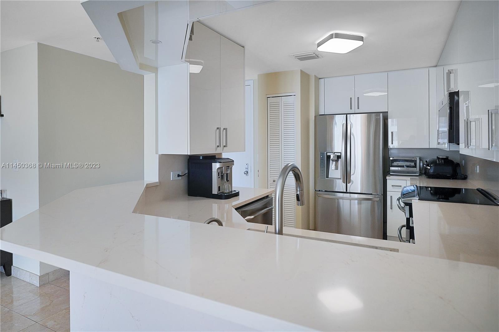 COURTS BRICKELL KEY CONDO - Residential Lease