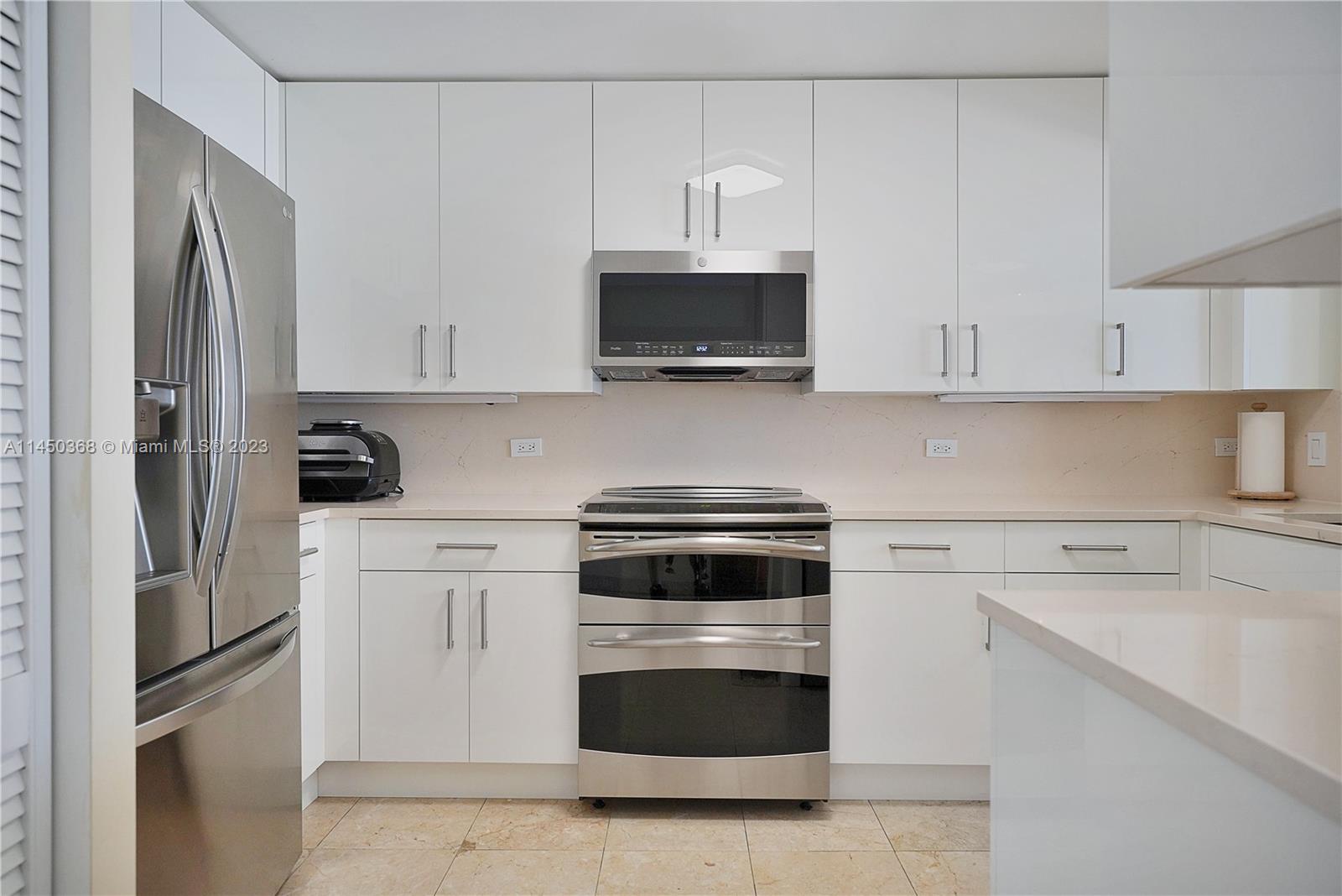 COURTS BRICKELL KEY CONDO - Residential Lease