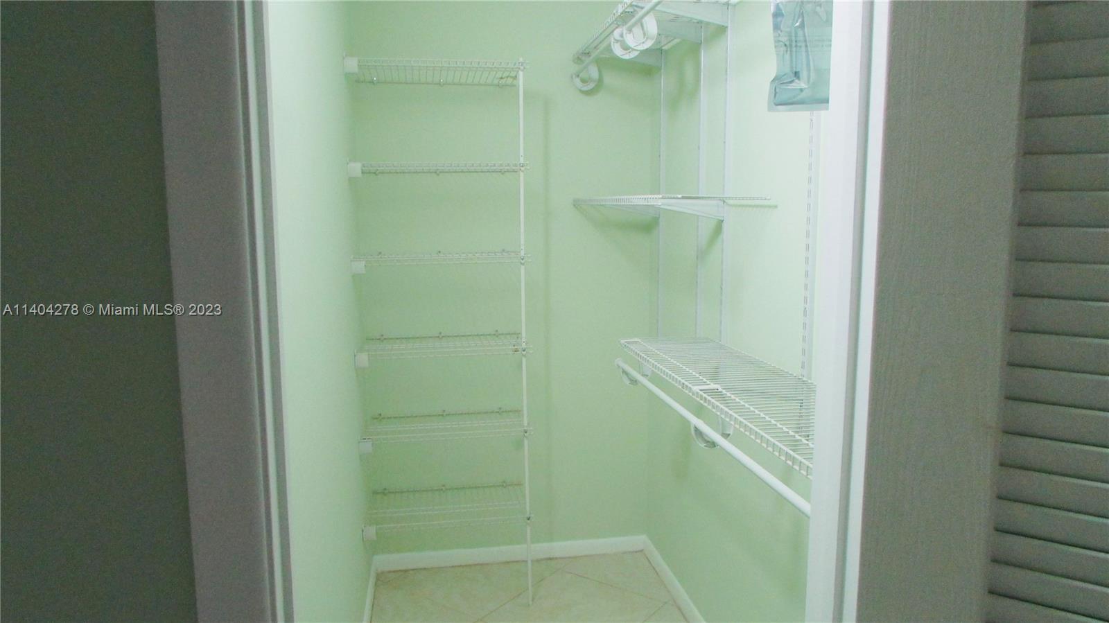 NEWPORT O CONDO - Residential Lease