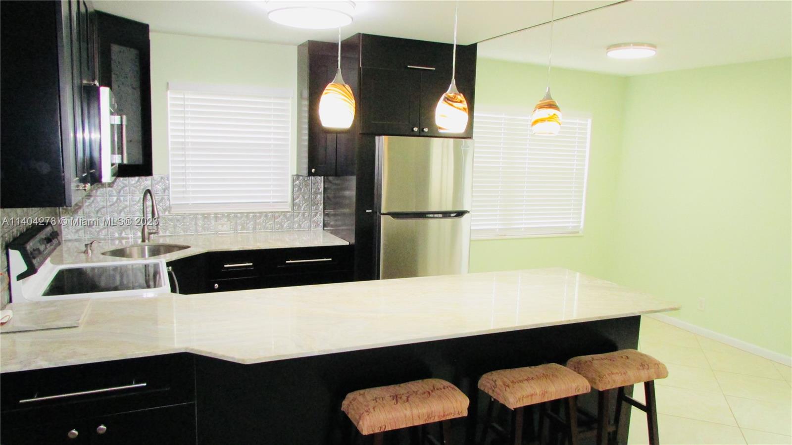 NEWPORT O CONDO - Residential Lease