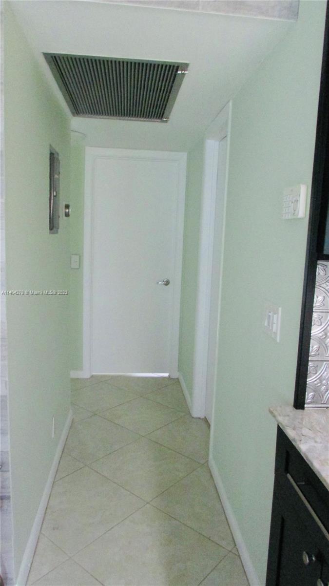 NEWPORT O CONDO - Residential Lease