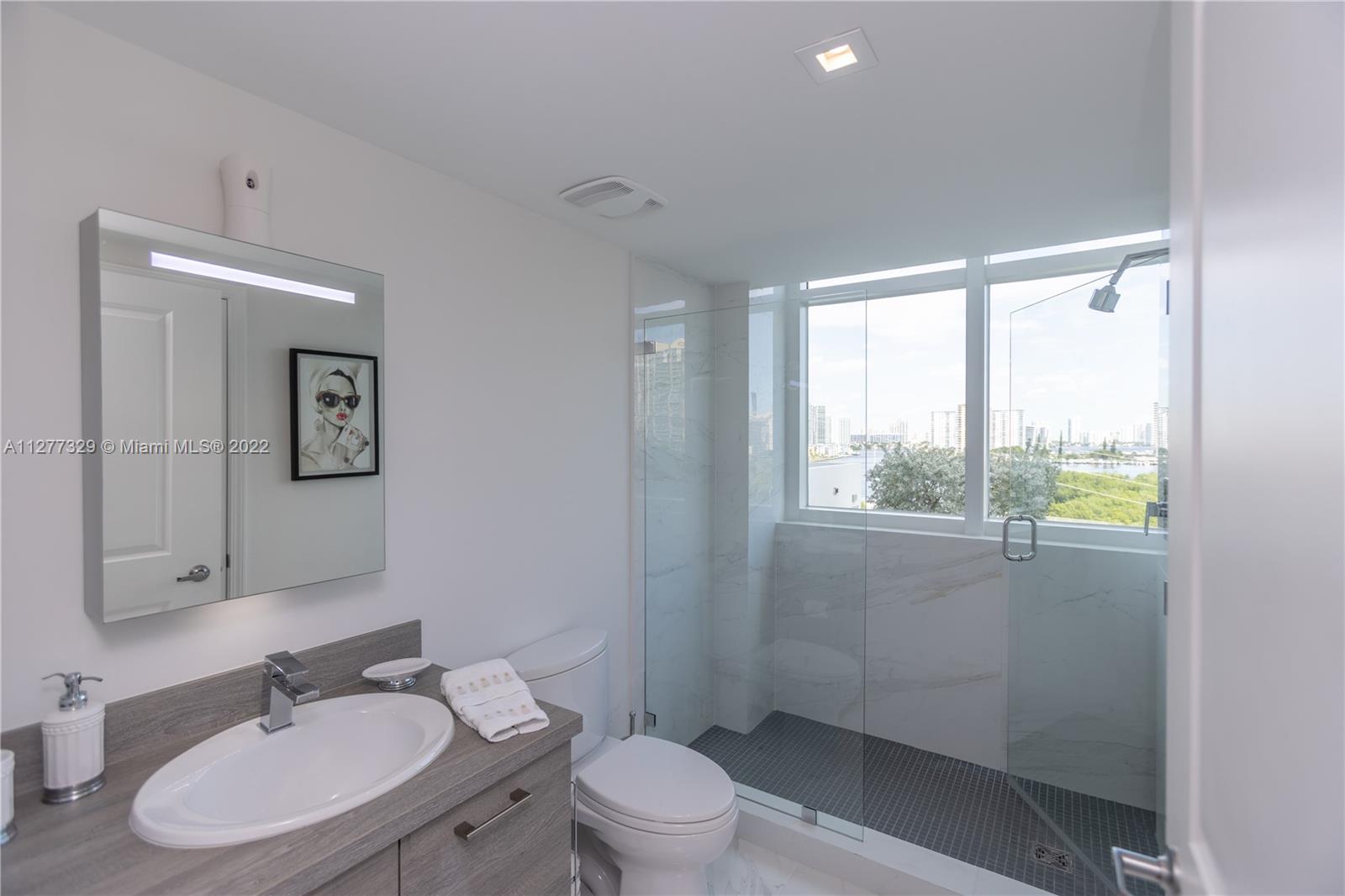 400 SUNNY ISLES CONDO WES - Residential