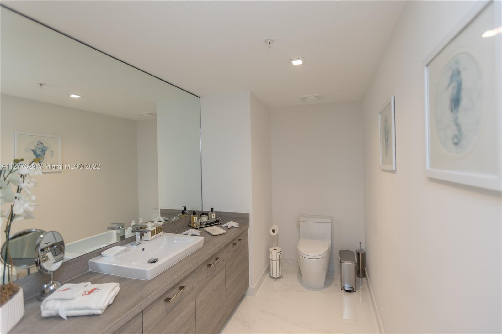 400 SUNNY ISLES CONDO WES - Residential