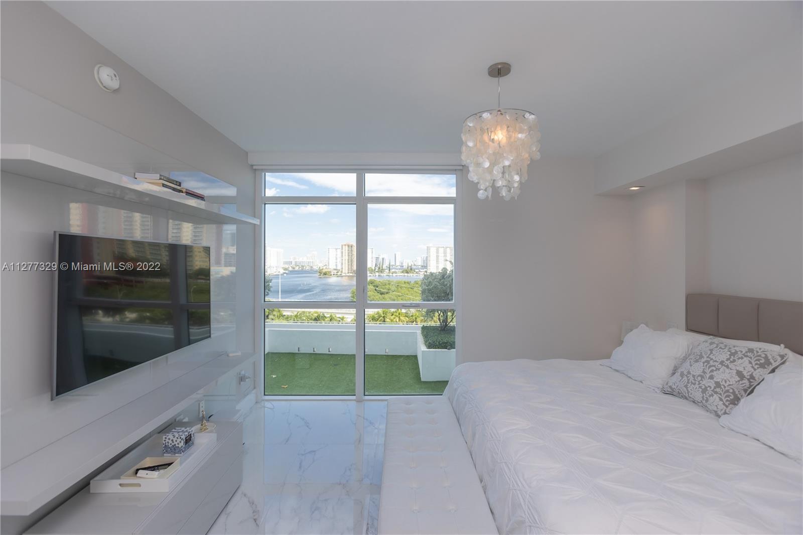 400 SUNNY ISLES CONDO WES - Residential