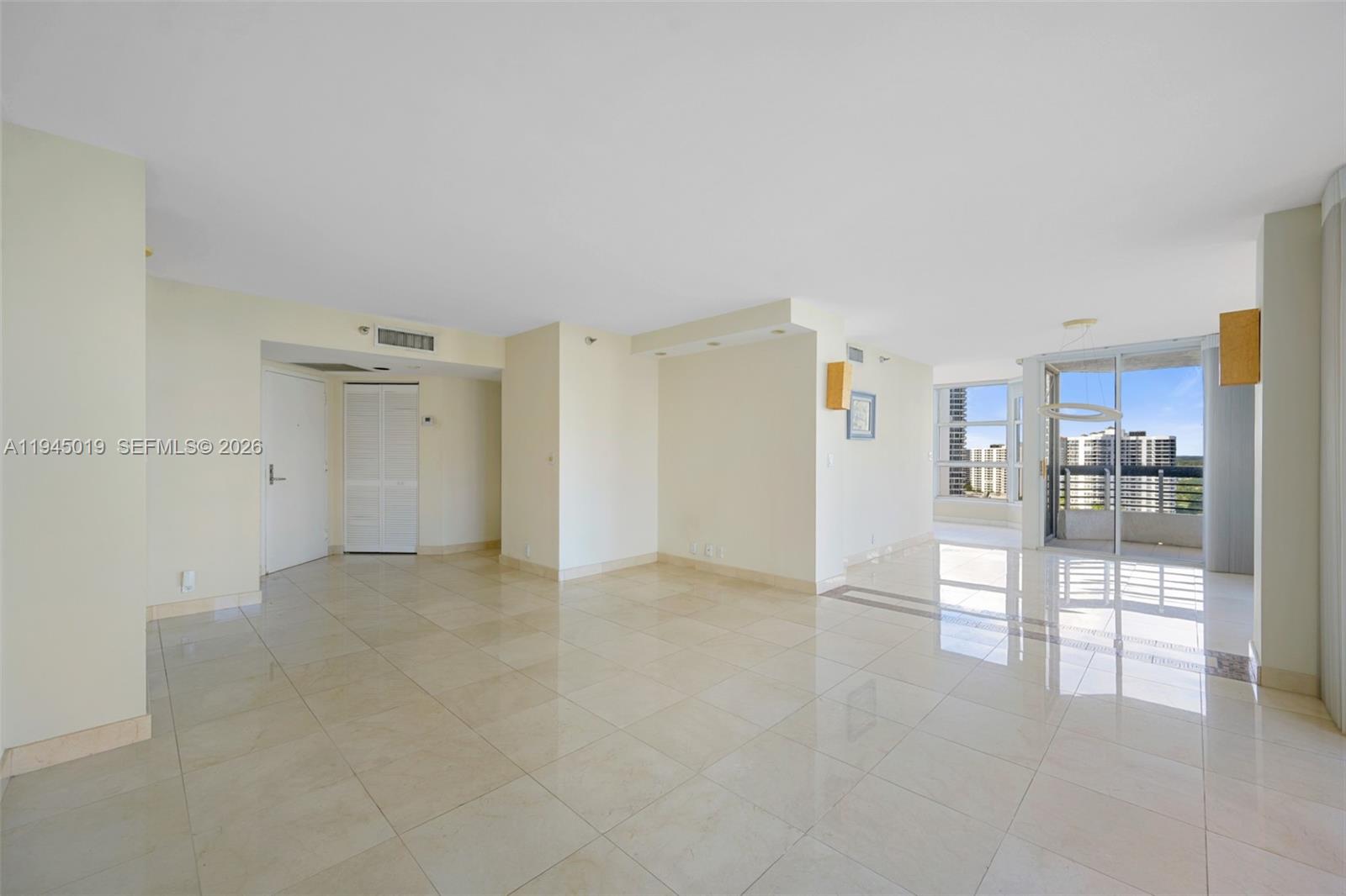 MYSTIC POINTE CONDO NO TH - Residential