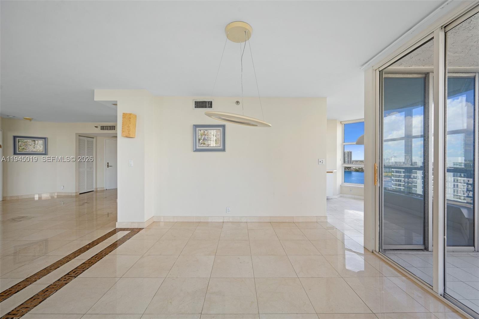 MYSTIC POINTE CONDO NO TH - Residential