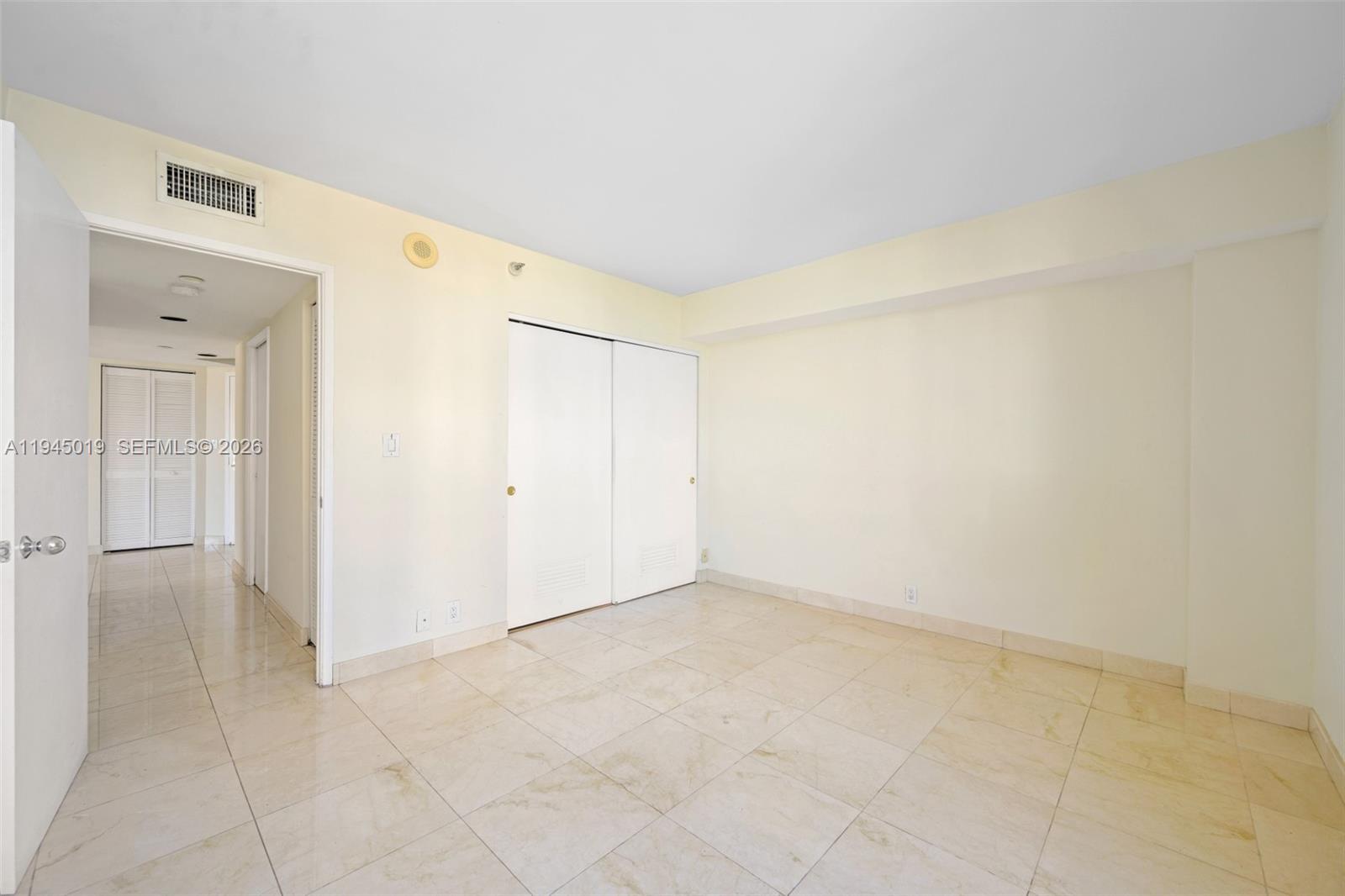 MYSTIC POINTE CONDO NO TH - Residential