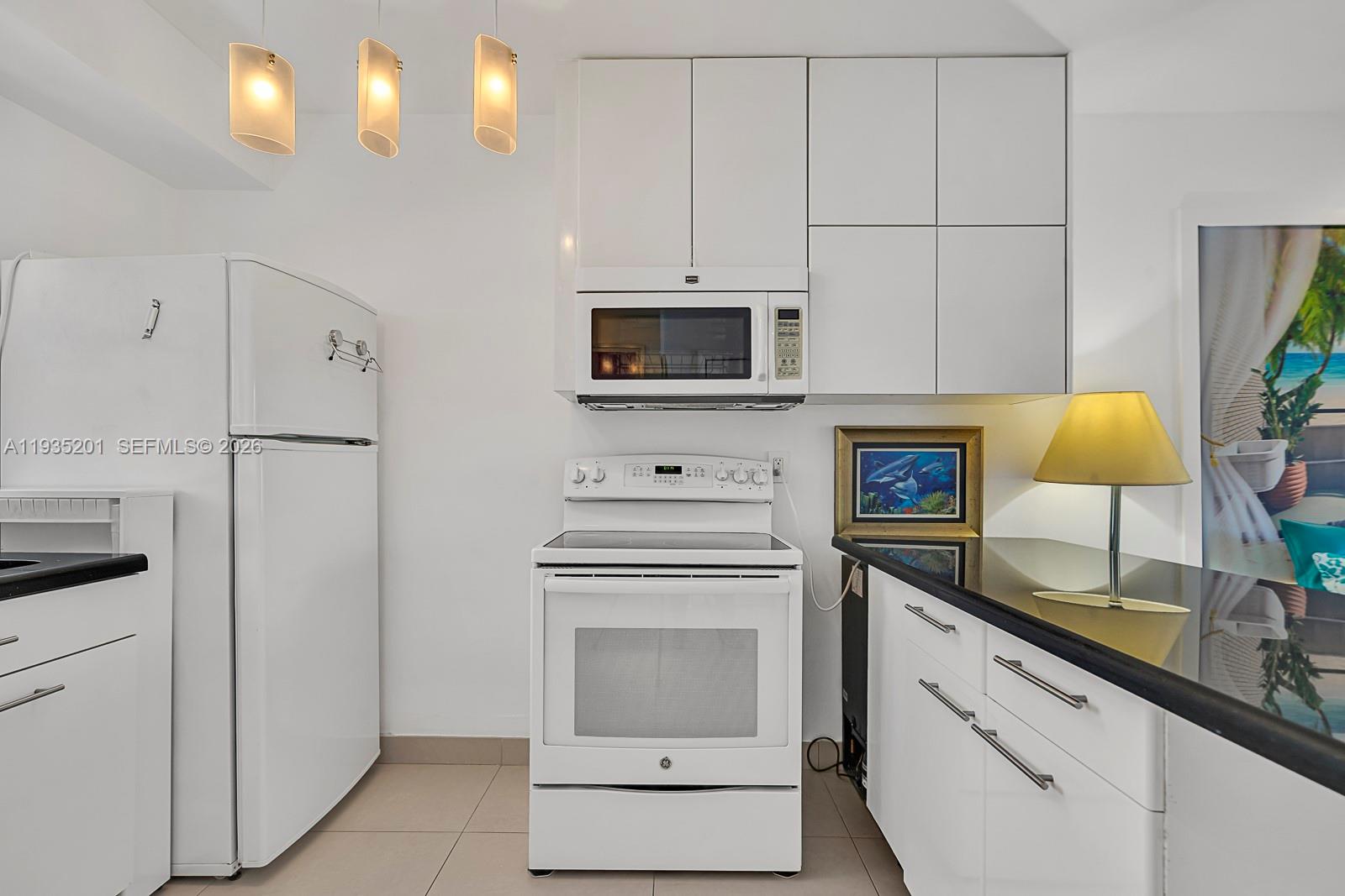 LE PHARE KEY BISCAYNE CON - Residential