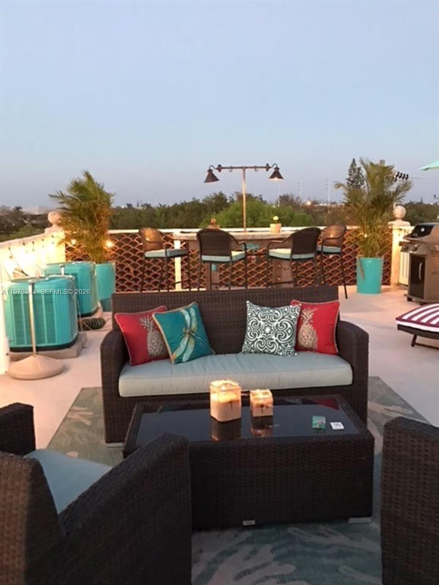 BOUGANVILLEA VILLAS CONDO - Residential