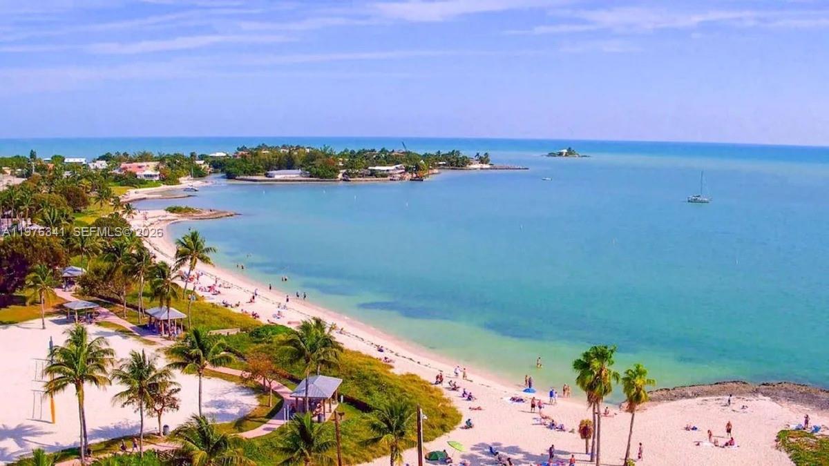 BOUGANVILLEA VILLAS CONDO - Residential