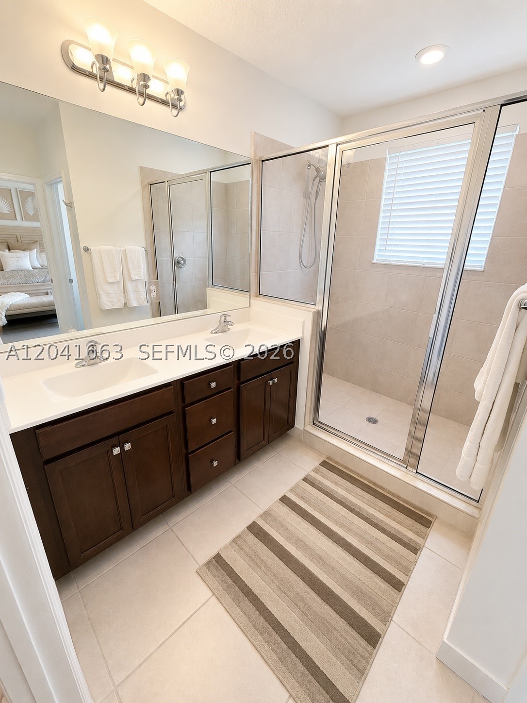 CRYSTAL LAKE 1ST SEC - Residential